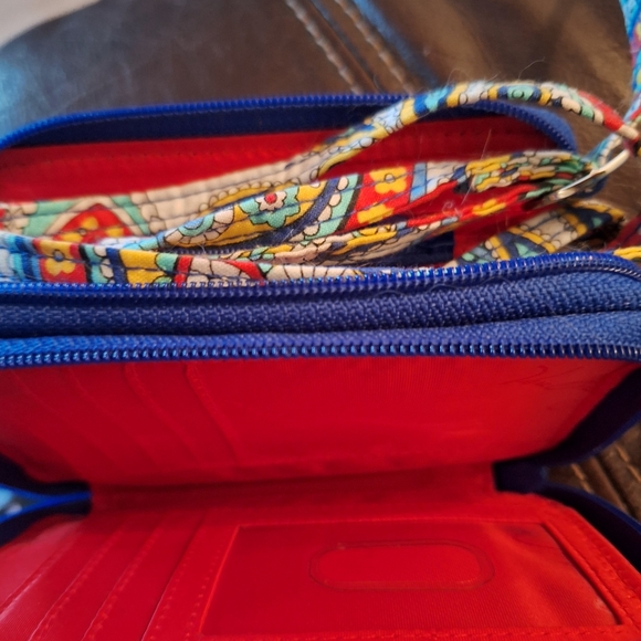 Vera Bradley - Picture 2 of 5